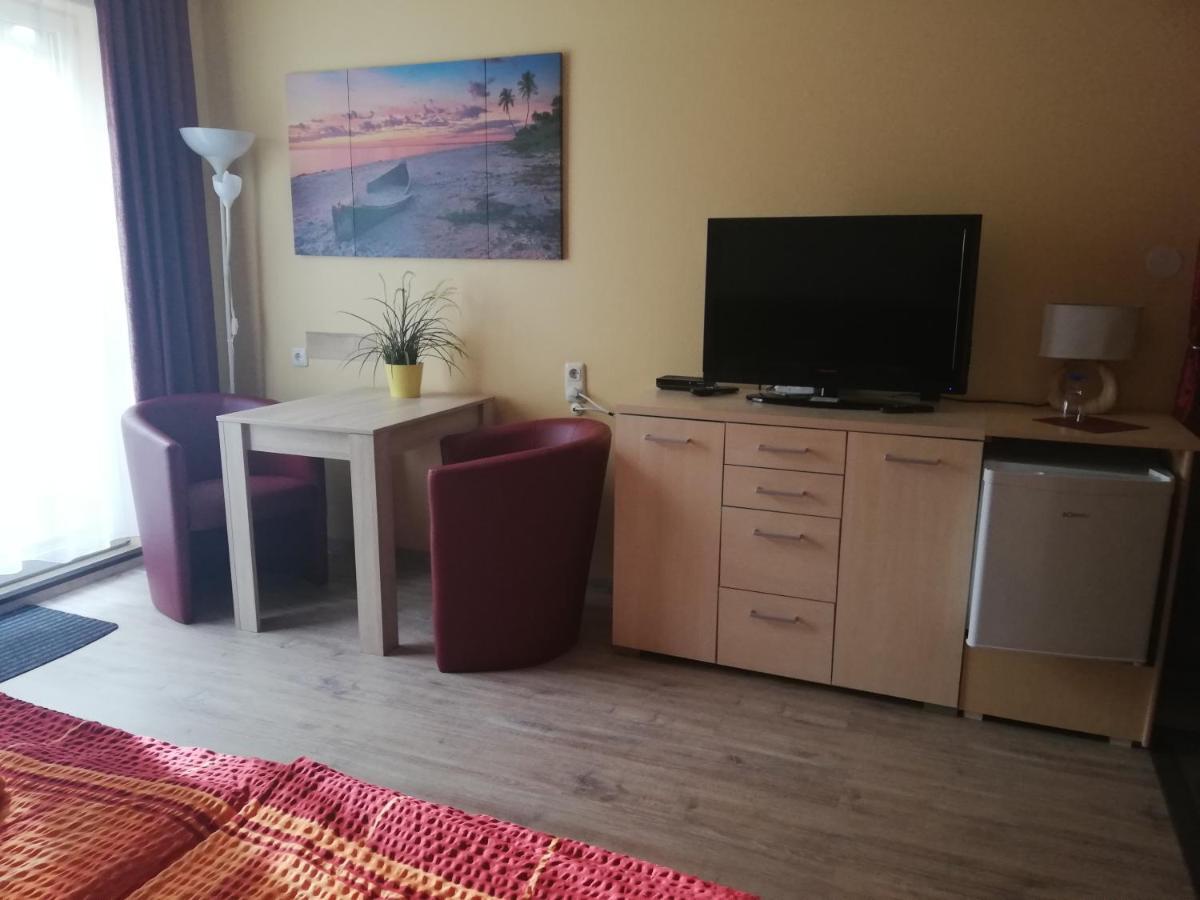 Pension Fuerst Borwin Маркграфенхайде Экстерьер фото